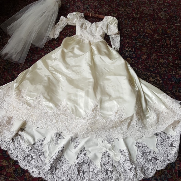 Vintage Wedding Dresses From 1990